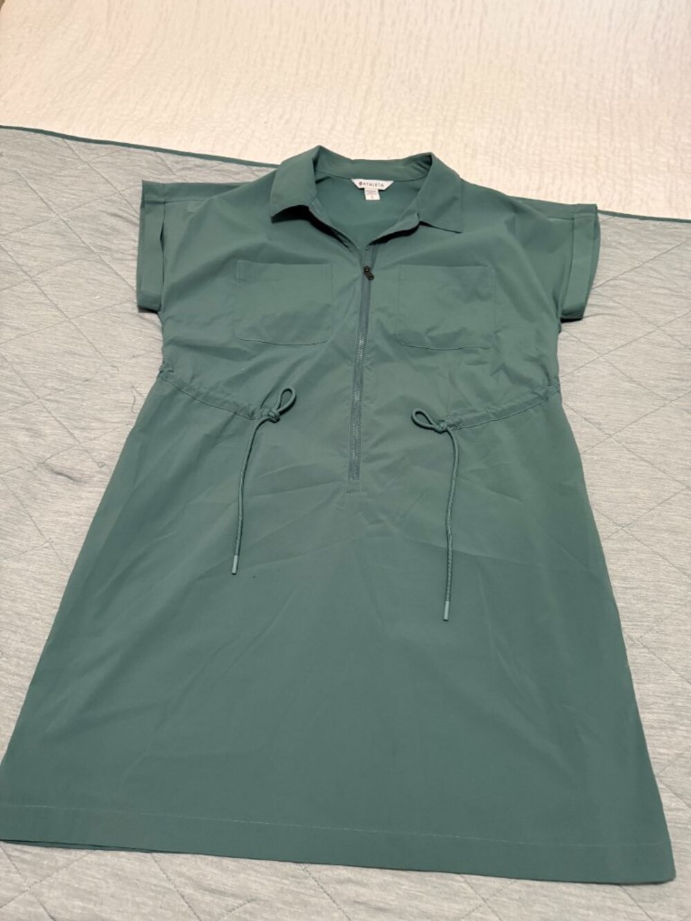 Womens Athleta Topsin